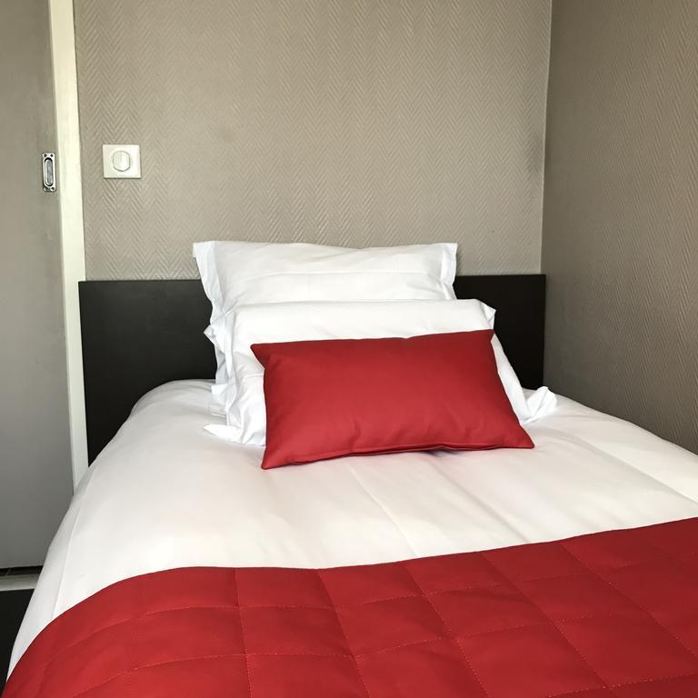 Hotel L'Avenue ช็องตียี ภายนอก รูปภาพ