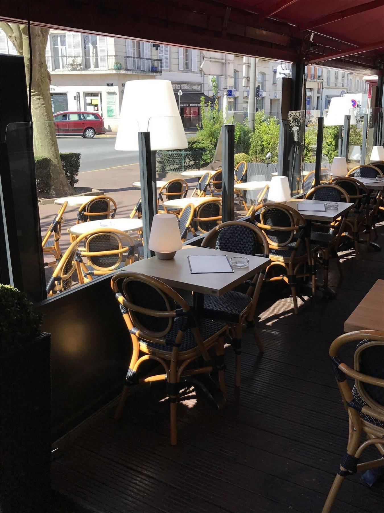 Hotel L'Avenue ช็องตียี ภายนอก รูปภาพ